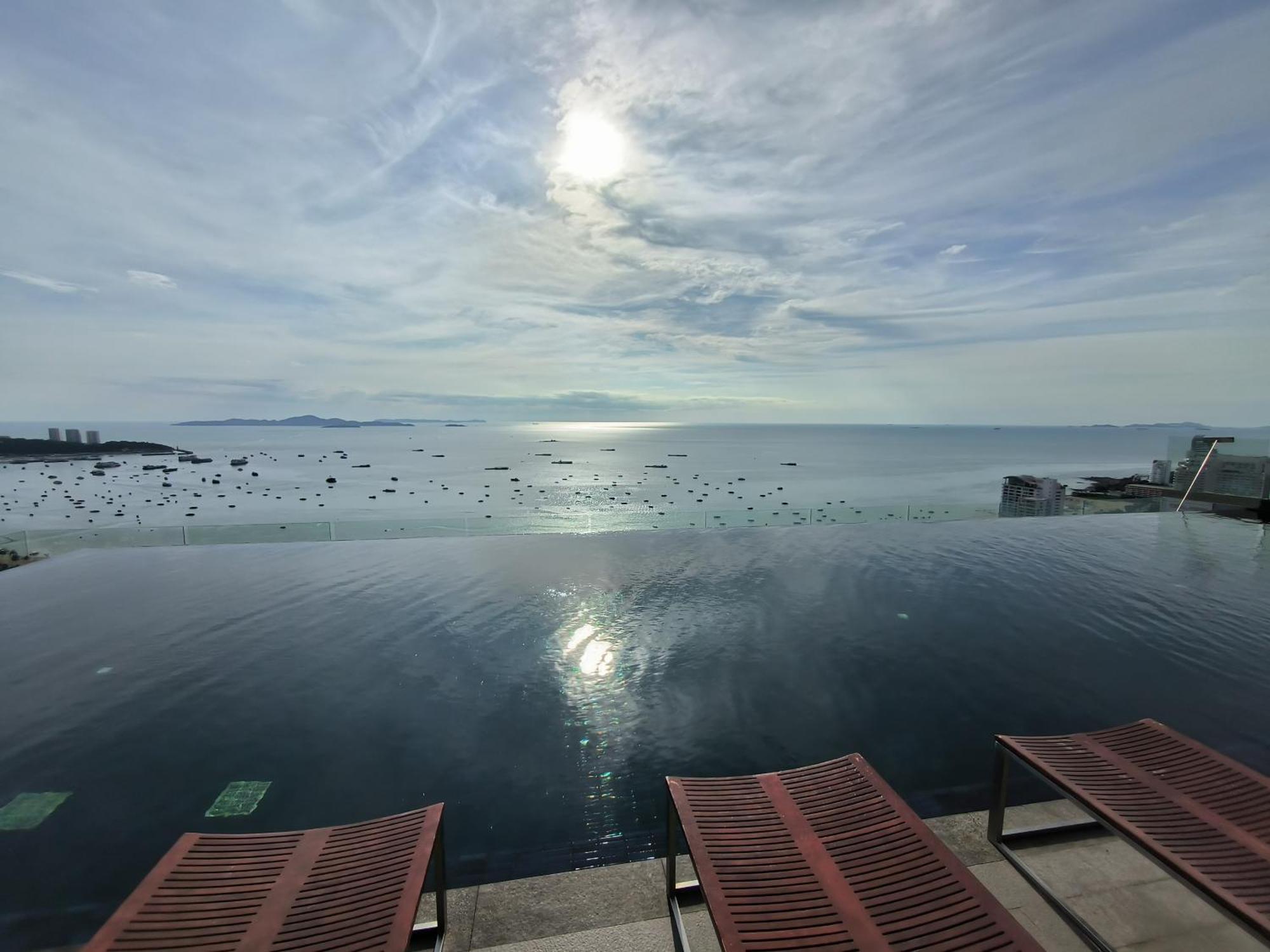 Bed and Breakfast Centric Sea Pattaya Exterior foto